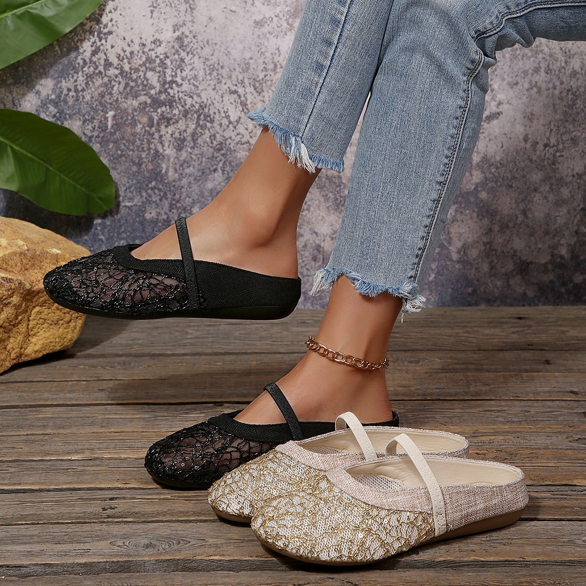 New Foreign Trade Style Flat Casual Versatile Lightweight Comfortable Slip-On Hollow-Out Fashion Closed-Toe Slippers for Women in Large Sizes with Lace