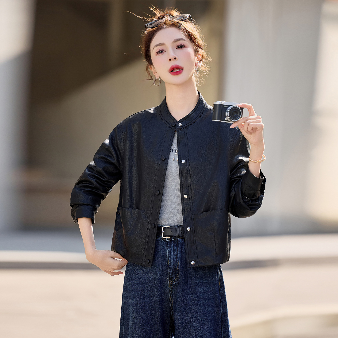 Haining Short Leather Jacket for Women 2026 Spring and Autumn New Fashion Stand Collar Petite Lambskin Biker Leather Jacket Coat