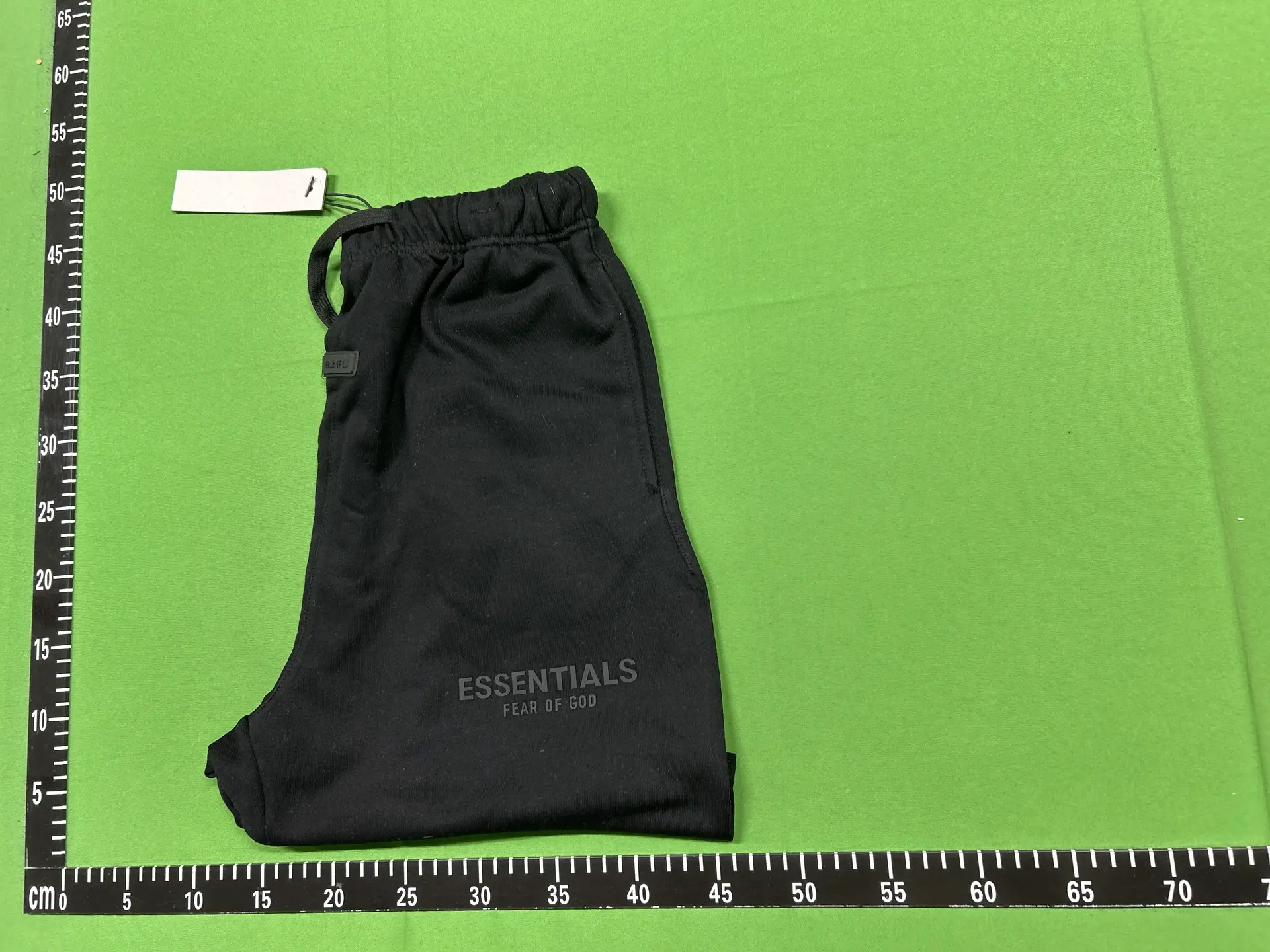 Fear of God Essentials Sweatshorts Black