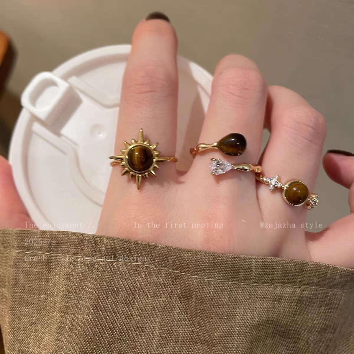 Maillard Snake-Shaped Tiger Eye Stone Alloy Ring for Women, Unique Design, Vintage High-End Feel, Light Luxury Adjustable Index Finger Ring
