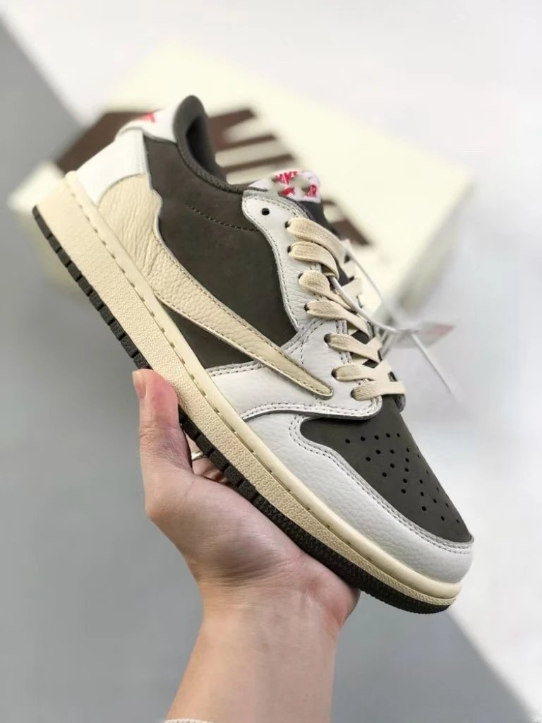 Nike Air Jordan 1 Low Travis Scott Reverse Mocha