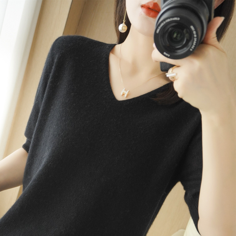 New Spring Short-sleeved Women's Autumn and Winter Sweater V-neck Half-sleeve Trendy All-match Korean-style Loose Base Shirt T-shirt for Women