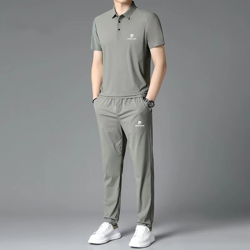 2026 New Summer Men's Sports Suit, Thin Style with a Turn-Down Collar, Ice Silk, Comfortable, High Elasticity, Breathable, Seamless, Short-Sleeve for Middle-Aged Men