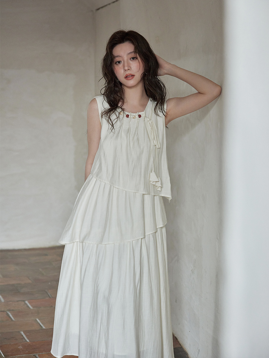 Ximeng 2025 New Summer Elegant Skirt French Style Sleeveless Design Sense Niche Irregular dress Women