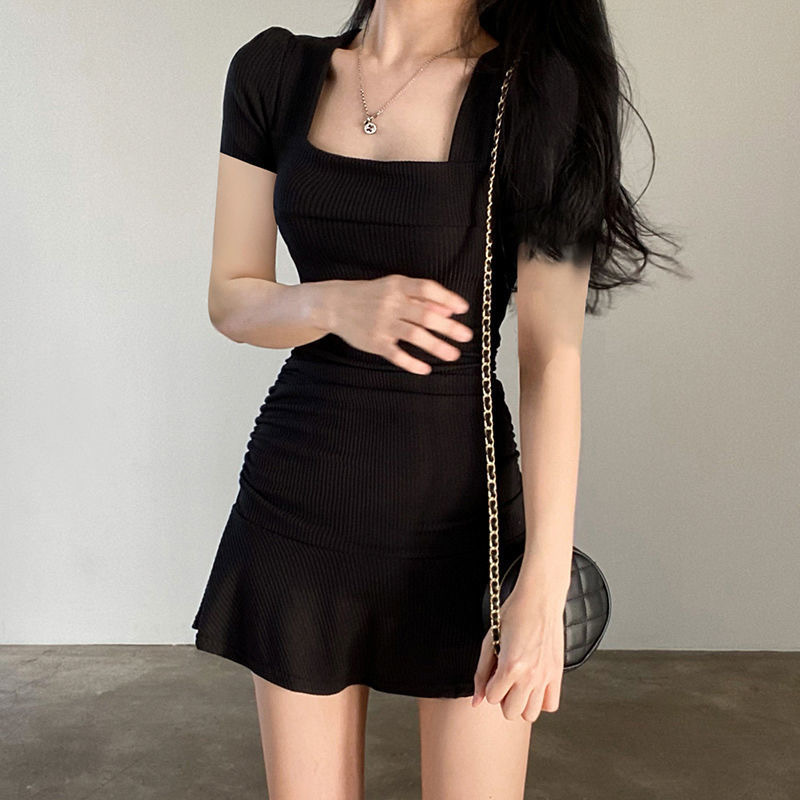 2023 Summer new sexy short skirt for women dress design sense slim fit hot girl outer wear sweet fresh cross-border