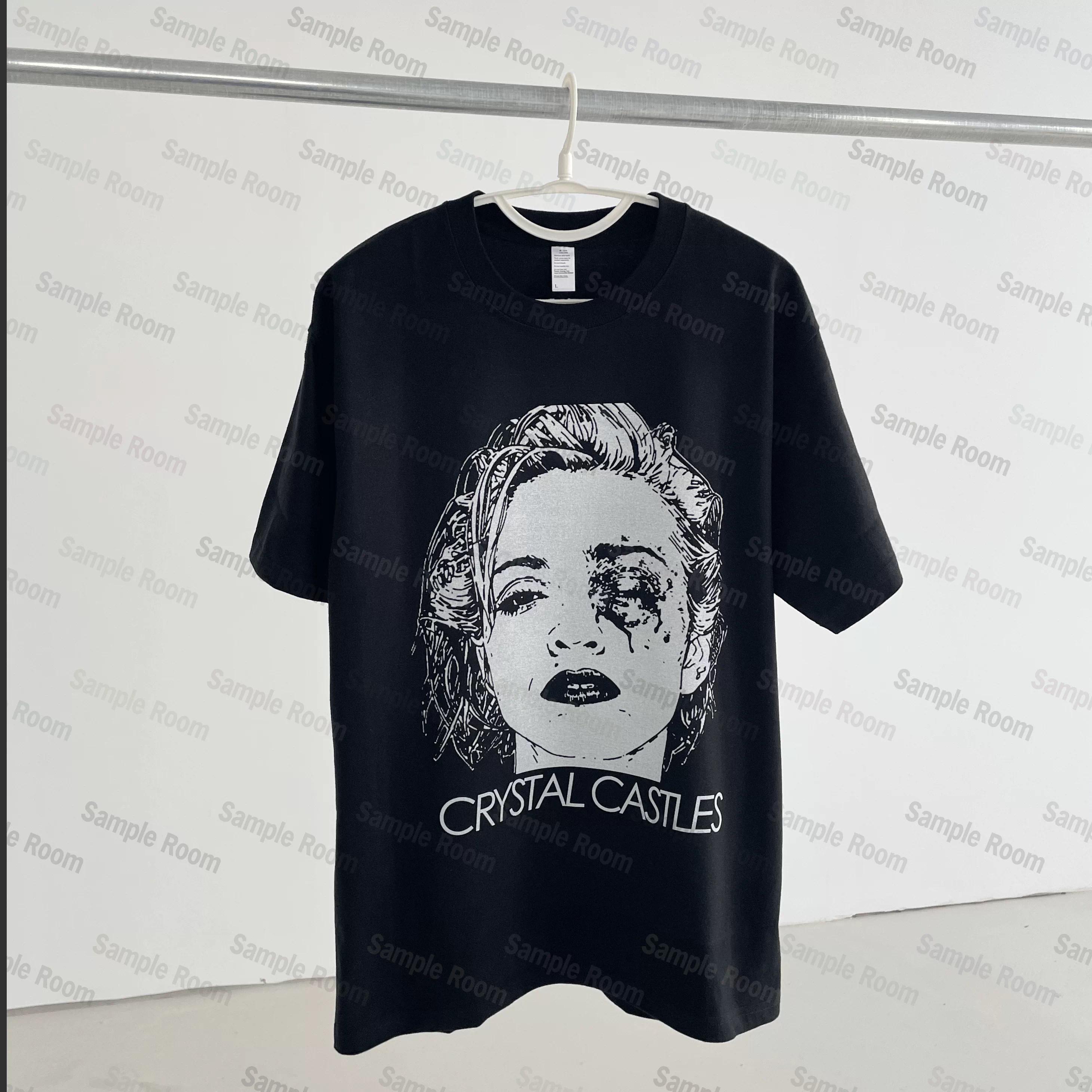 CRYSTAL CASTLES MADONNA 2012 US TOUR Retro Cylinder Printed T-shirt