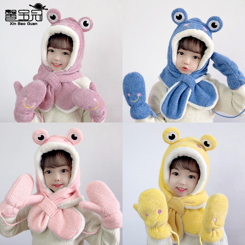 2102 Kidsren's Frog Hat Winter Scarf All-In-One Hat Cartoon Cute Plush Ear Protection Hat for Boys and Girls Three-Piece Set