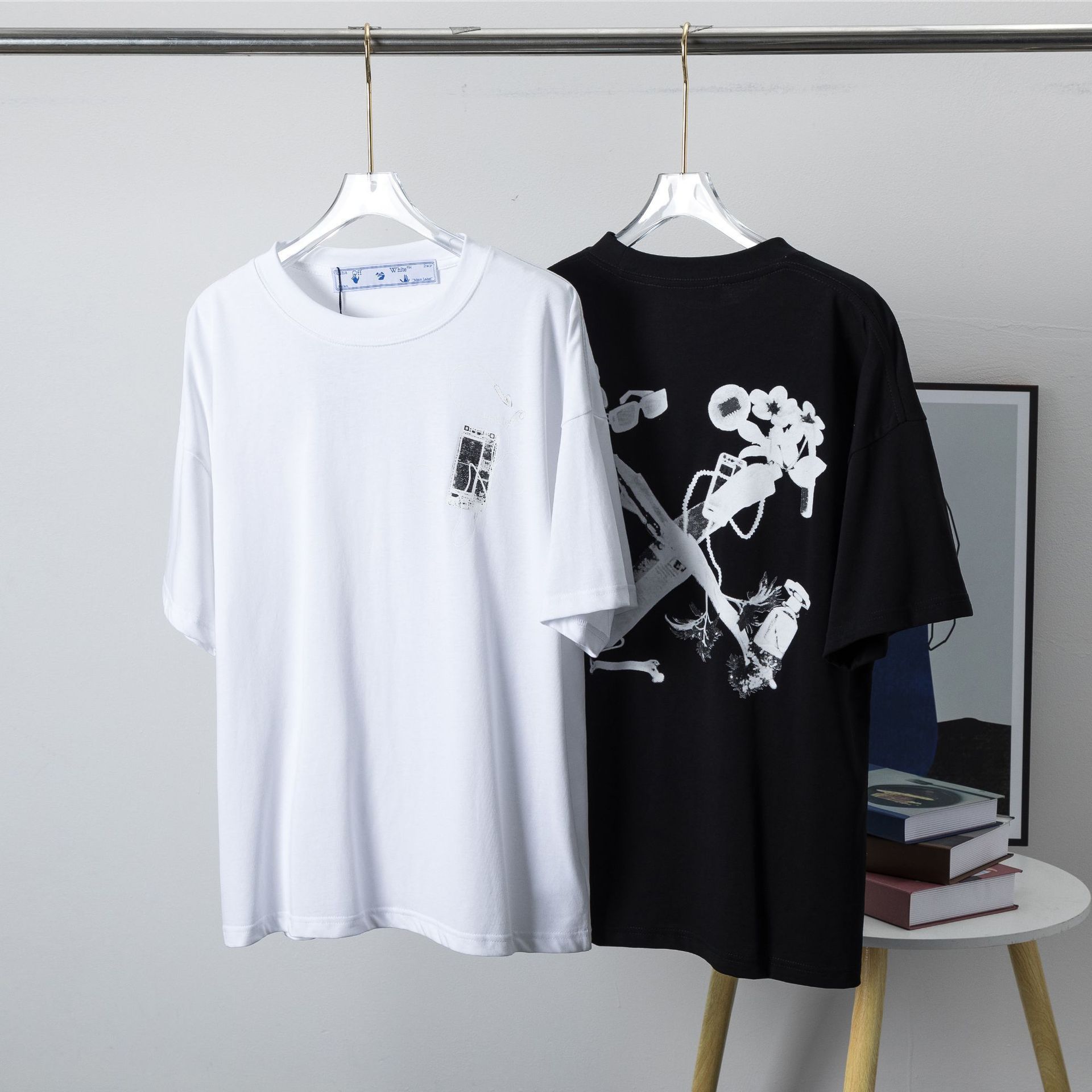 Spring and summer 2024 new OW headset pattern arrow round neck pullover short sleeve men and women with a wholesale generation of hair