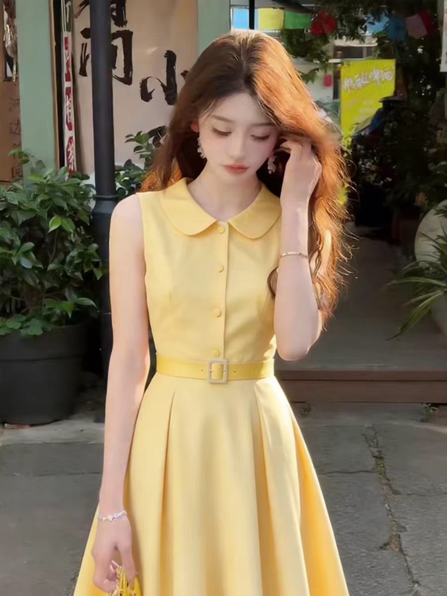 2026 New Summer Style, Gentle and Age-Reducing, Unique and Beautiful, Yellow Shirt, Sleeveless Waist-Cinching Slimming Dress