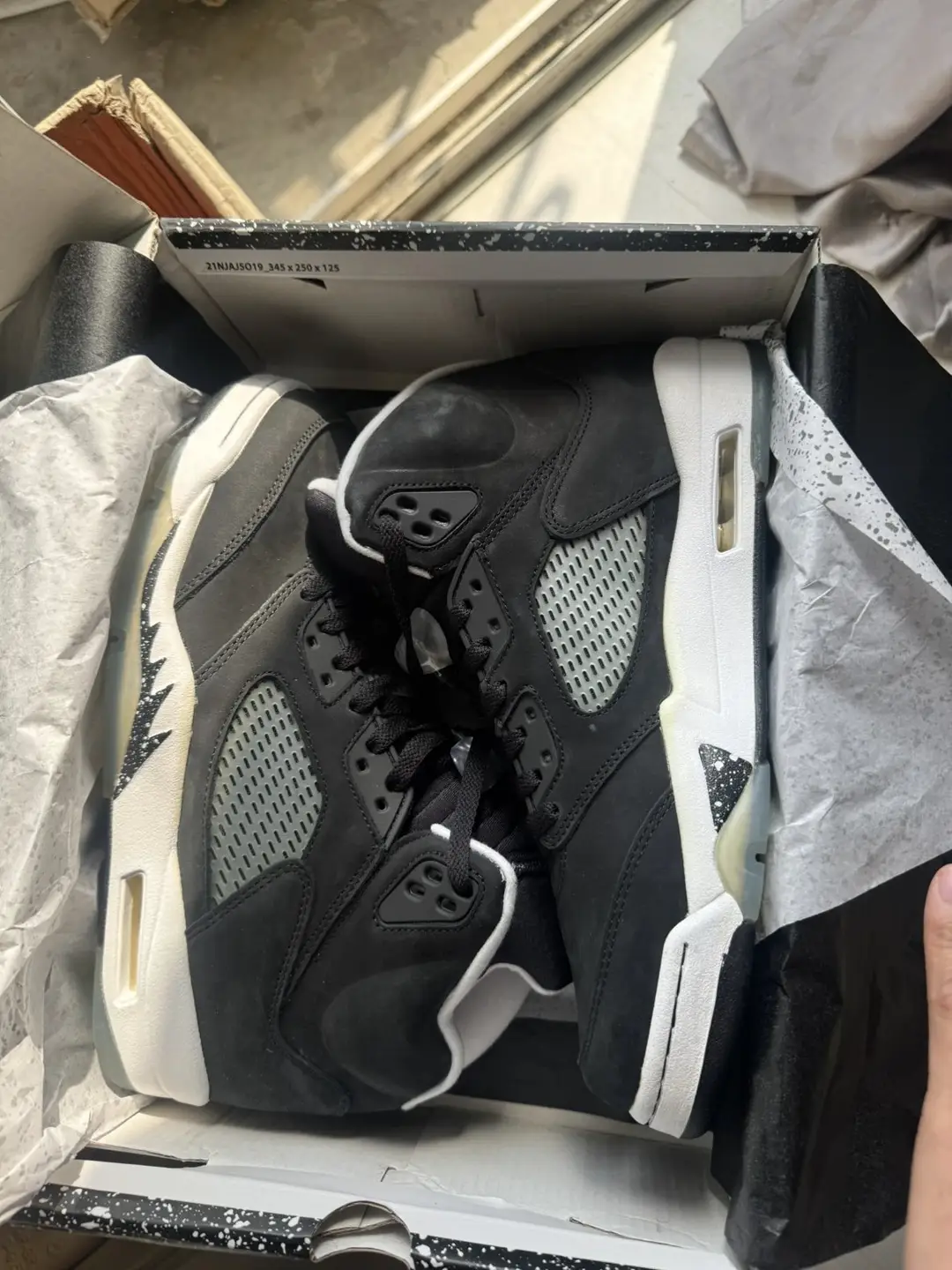 aj5奥利奥 y3 轻微氧化不退换