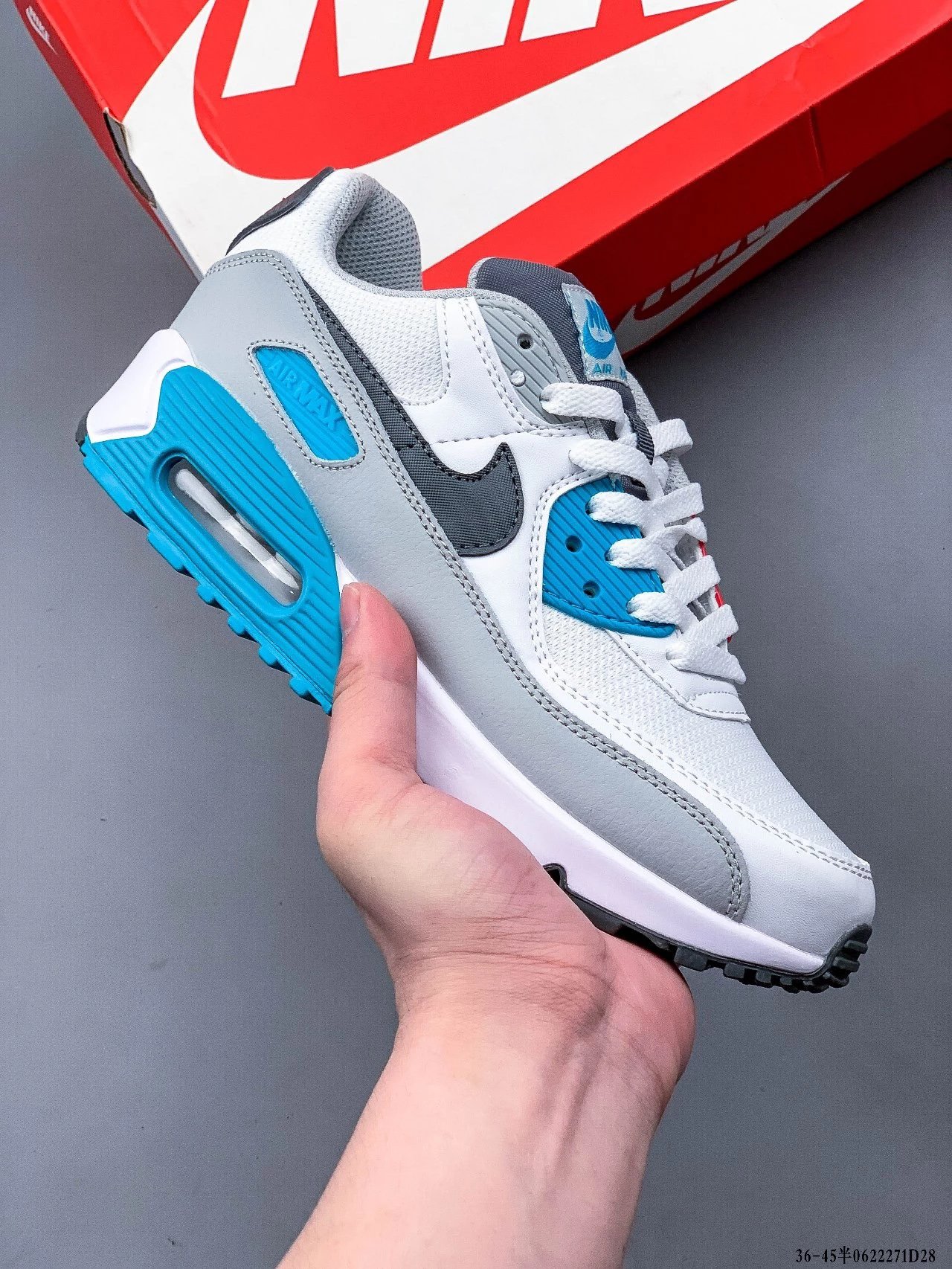 公司级！耐克 Wmns Nike Air Max 90 " Oreo" 半掌气垫复古运动休闲慢跑鞋 0622271D28