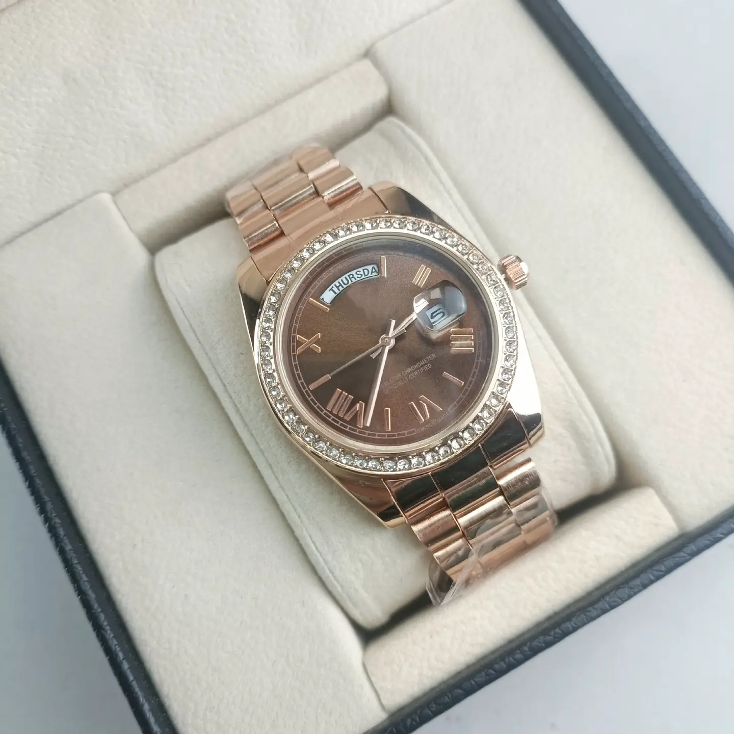 Factory Wholesale Male Women Log Dual Calendar Men Wristwatch Classic Stainless Steel with Waterproof Multifunction Quartz Watch