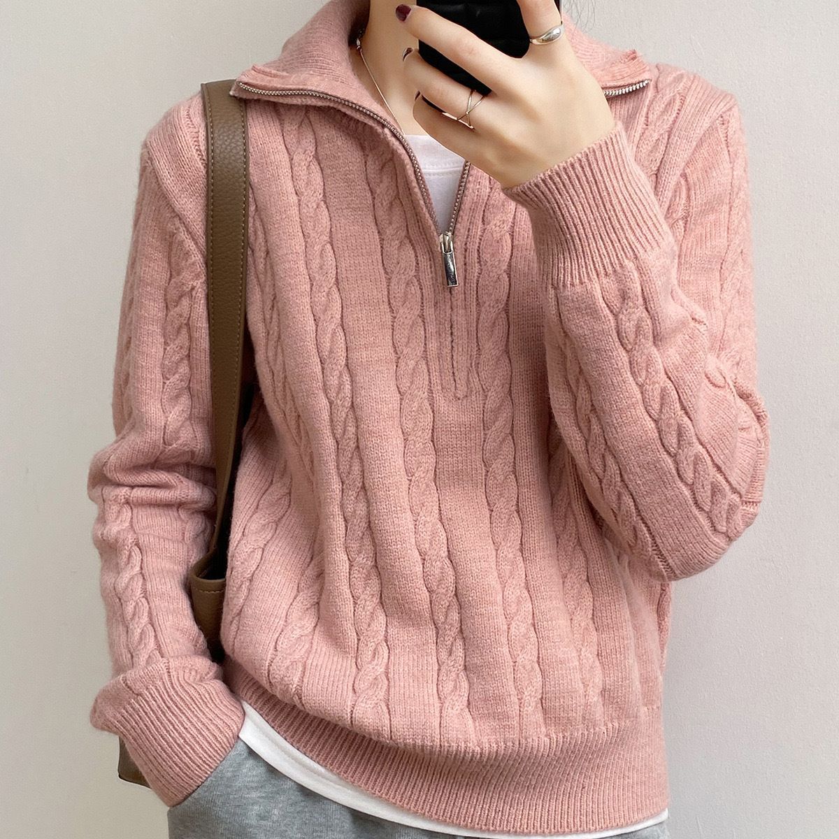 Lapel design zipper sweater women's top autumn and winter New long sleeve solid color elegant loose sweater women's fashion