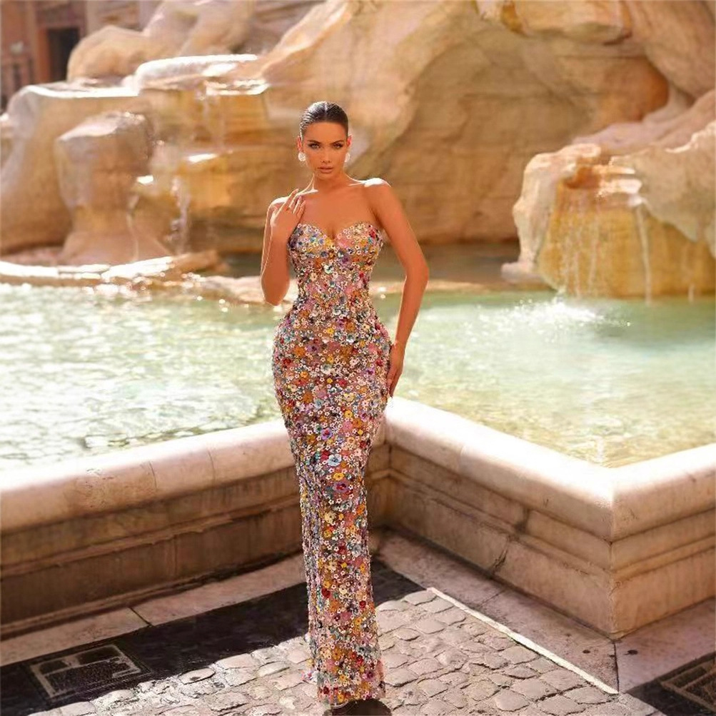 2025 Women's European and American New Style Casual Backless Tube Top Slim Fit Floral Embellished Slim Long Bodycon Dress