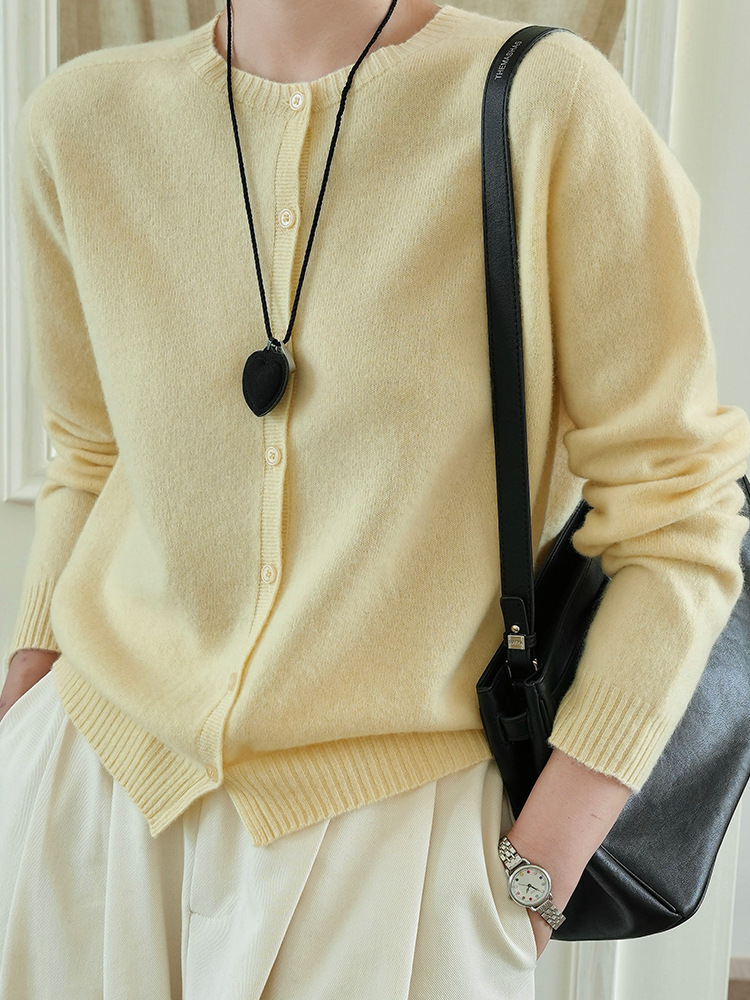 Sheep Wool Elegant Cardigan for Women, New Spring and Autumn Style, Commuter-Friendly, Warm, All-In-One Knitwear, Comfortable Cashmere Top