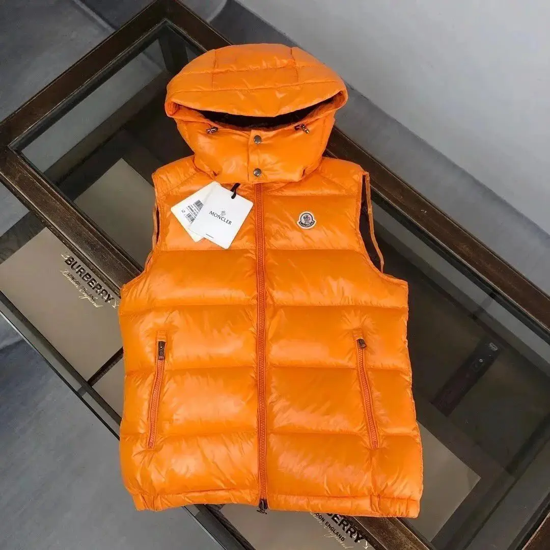 m*k 羽绒马甲 带ncf