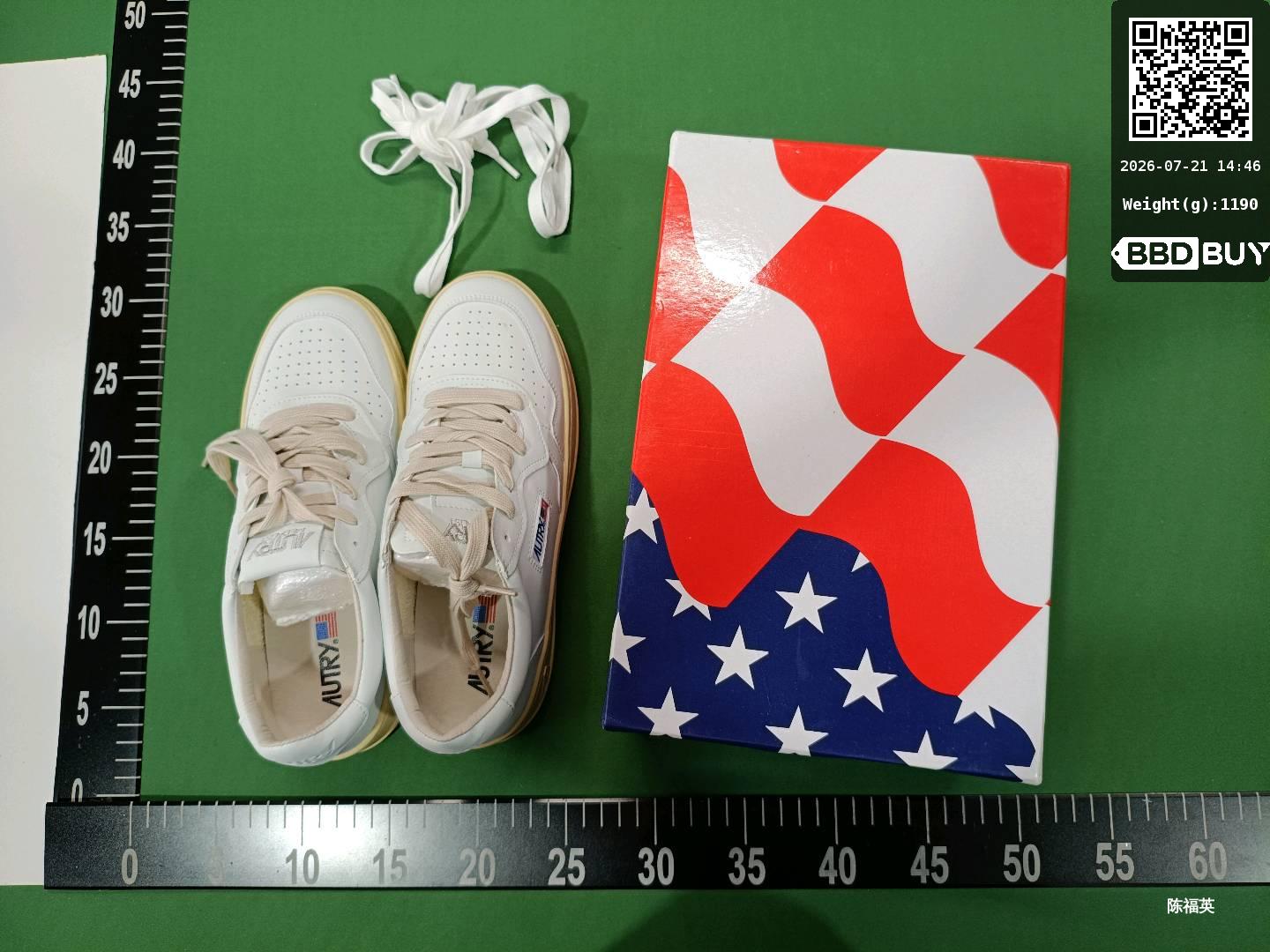 Autry Frosted White Shoes Freen Sneakers Park Caiying Rose Men's and Women's Sneakers Ept Yu Shuxin Same Style QC-foto från 1688 på Qualit.ly QC