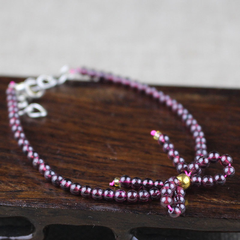 Factory wholesale Garnet anklet wine red purple tooth black this year simple fashion bow women's jewelry small gift