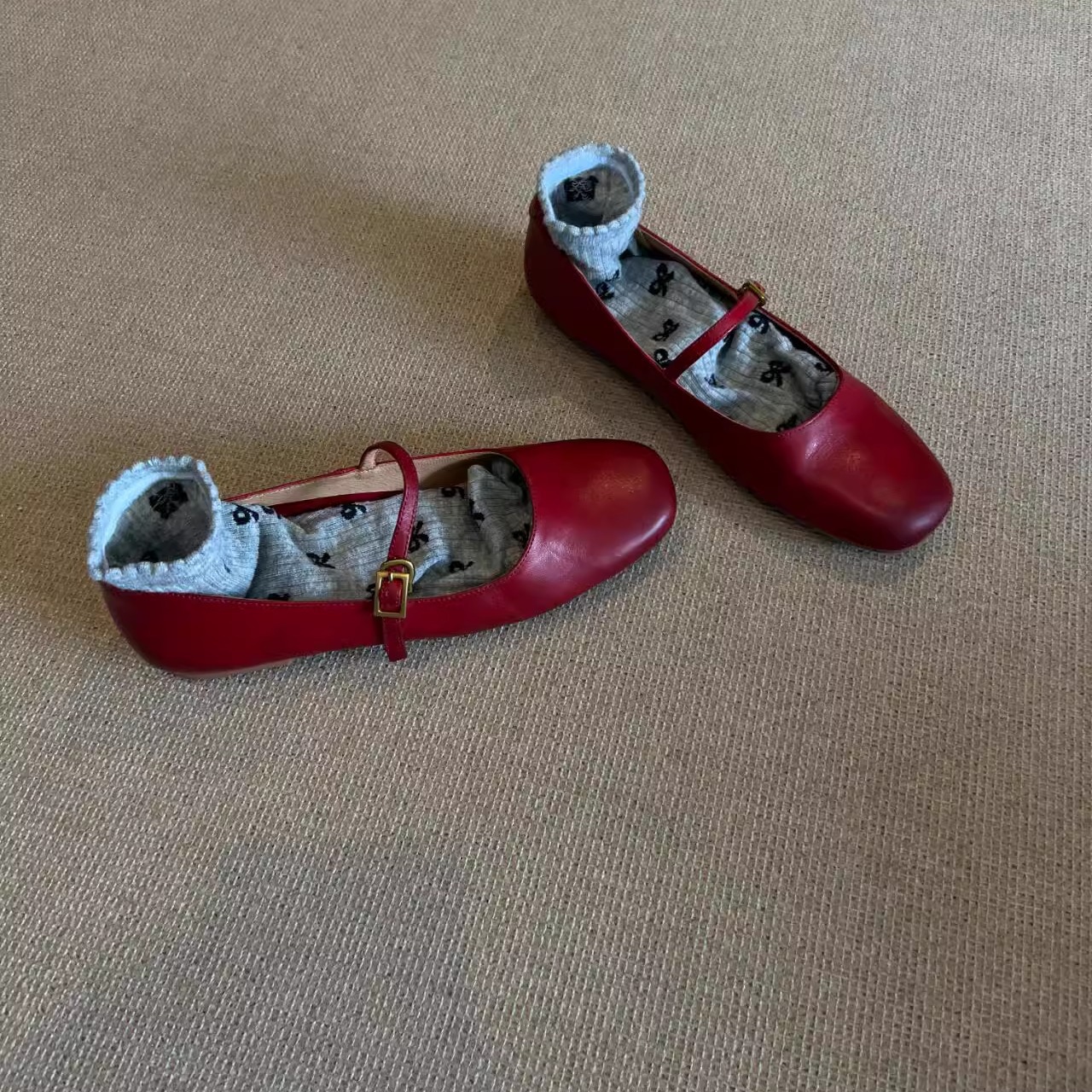 Korean Style Retro Style Round Toe Buckle Red Ballet Mary Jane Shoes Commuting Flat Shoes