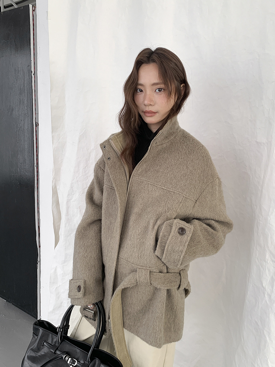 Guangzhou Shisanxing Minimalist Winter Retro Artistic Blend Skin-Friendly Thick Versatile Atmosphere Wool Coat 03116