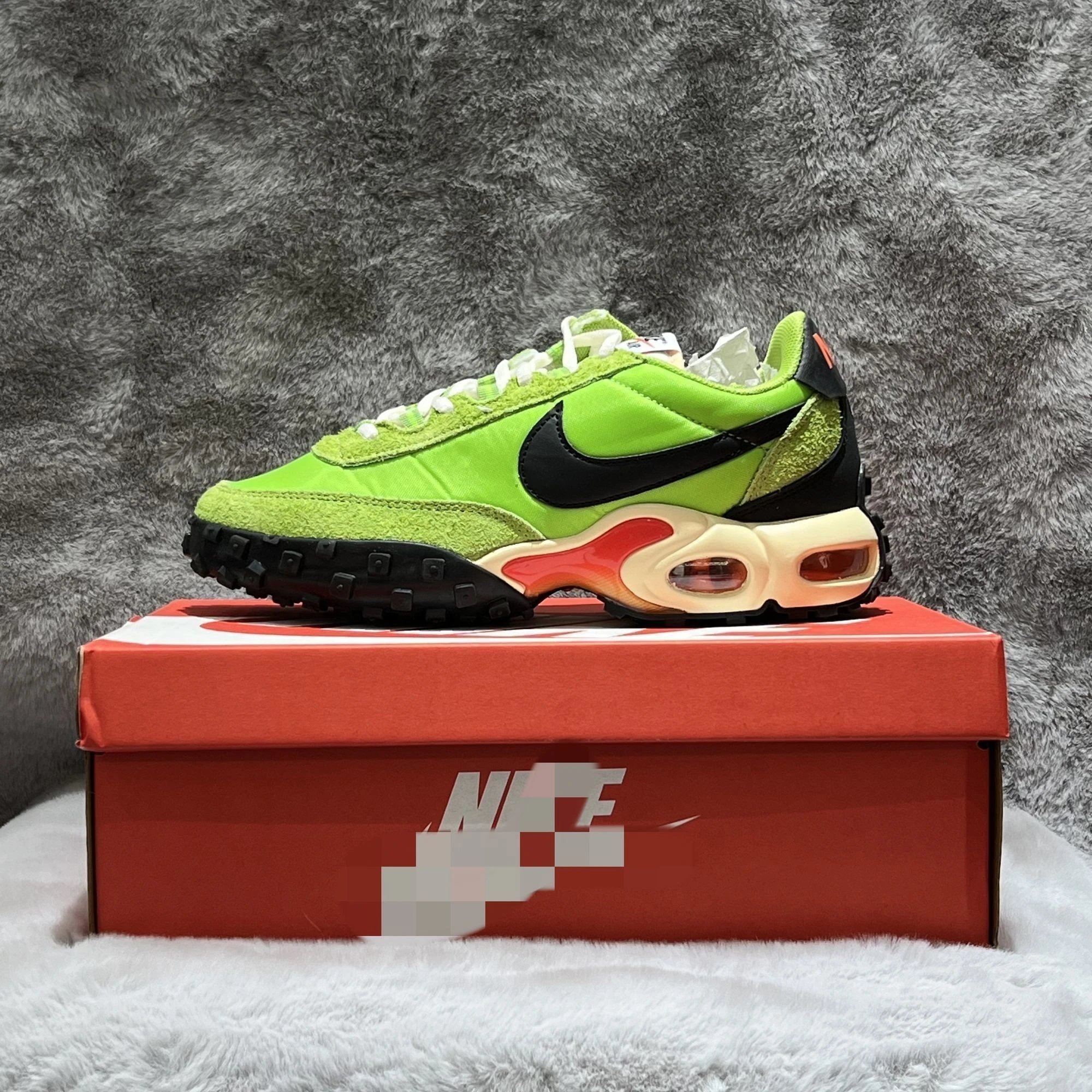 NIKE Waffle Racer Crater