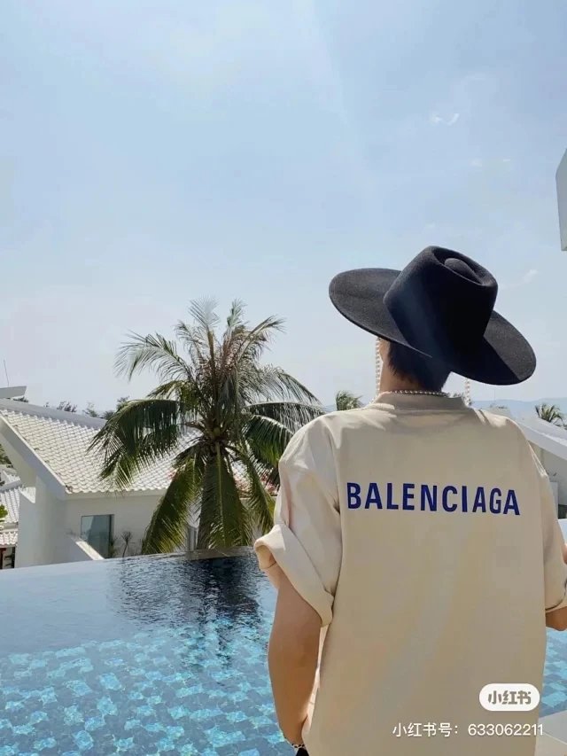 Balenciaga Short Sleeve T-Shirt