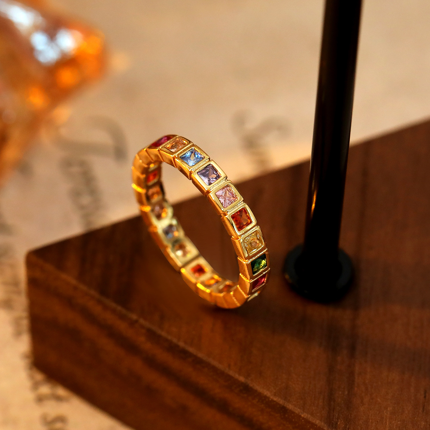 Full circle colorful fashion exquisite zircon diamond ring retro court style golden rainbow ring female niche design