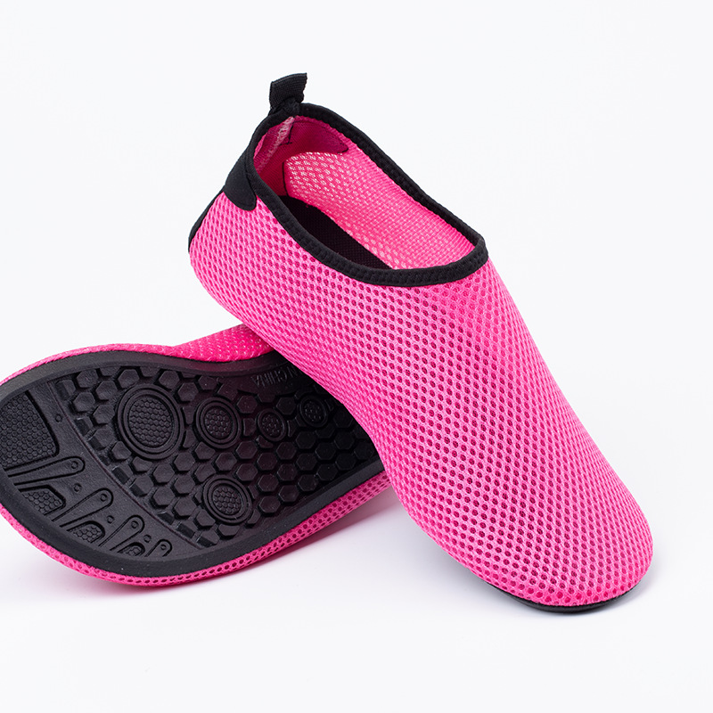 Mesh Soft Bottom Light Casual Fitness Men and Women Couple Parent-Child Beach Shoes and Socks Outdoor Slip-on Fitness Running Shoes