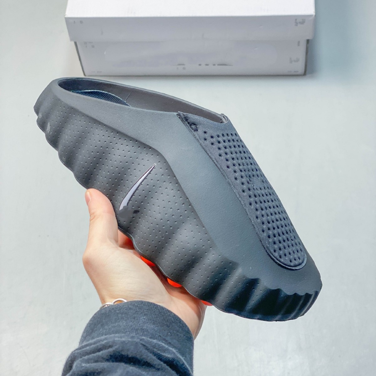 2026 Putian New Model Slippers Mind001 Pre-Game Training Grip-Enhancing Comfortable Fit Unisex Closed-Toe Slippers