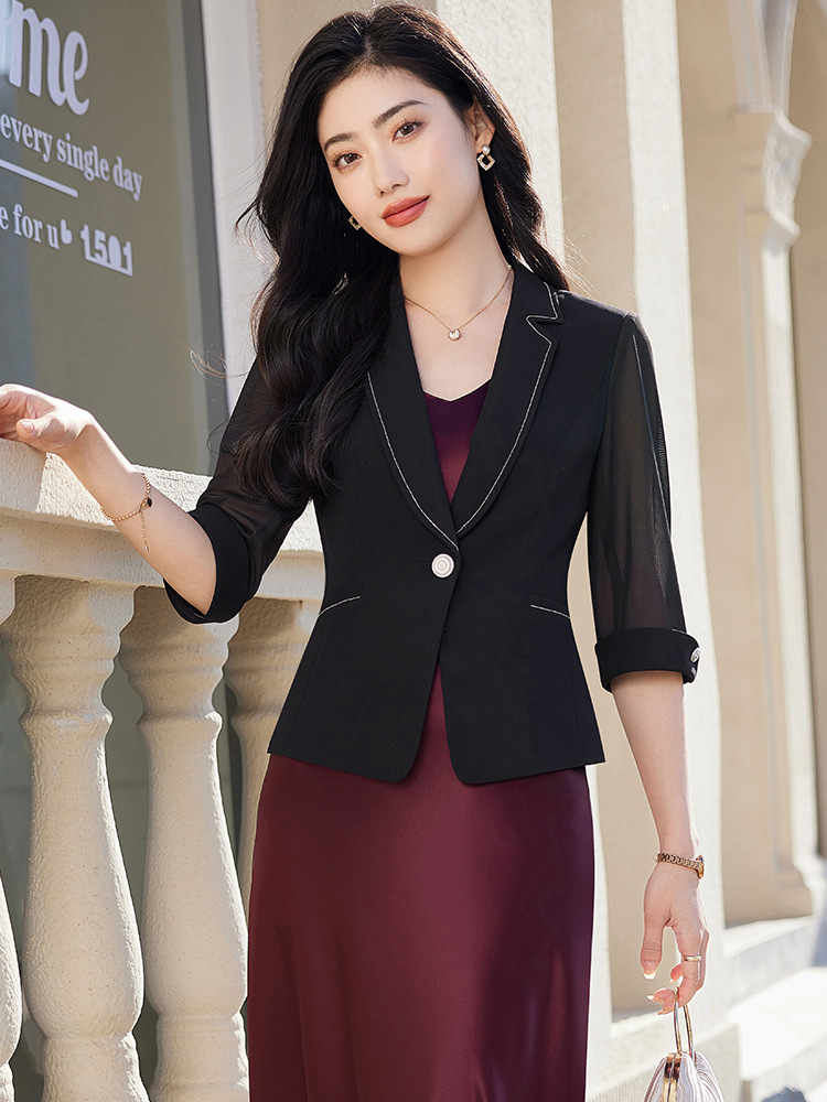 White Seven-point Sleeve Small Suit Jacket Women's 2025 Spring New High-end Sense Temperament Goddess Fan Professional Dress Dress