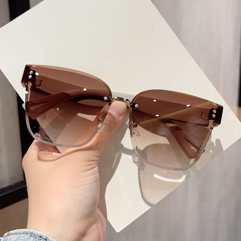 Fashion Box Sunglasses New Couple Personalized Sunglasses Men's Y2K Trendy Frameless Trim Sunglasses Women