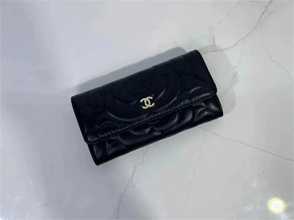 CHANEL Camellia Wallet