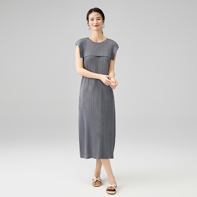 2025 Spring and Summer New Elegant Work Clothing Round Neck Sleeveless Splicing Dress Comfortable Casual Design Versatile Long Skirt