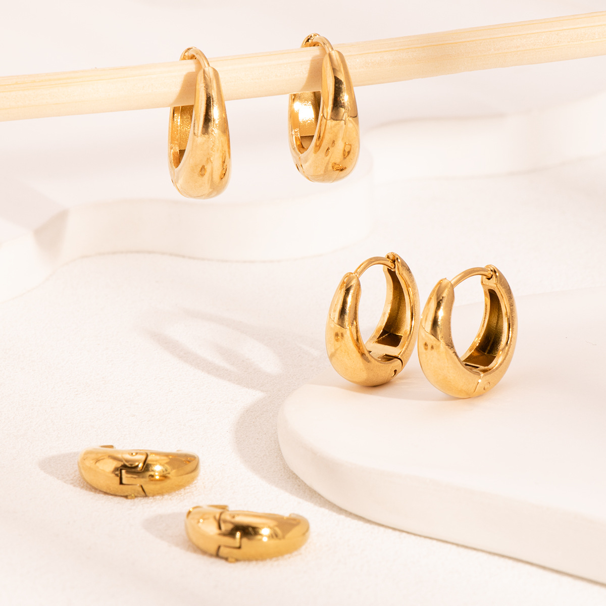 European and American Cross-border Round Ear Buckle Ins Style Simple All-match Stainless Steel Earrings Exaggerated Earrings High-end Ear Jewelry