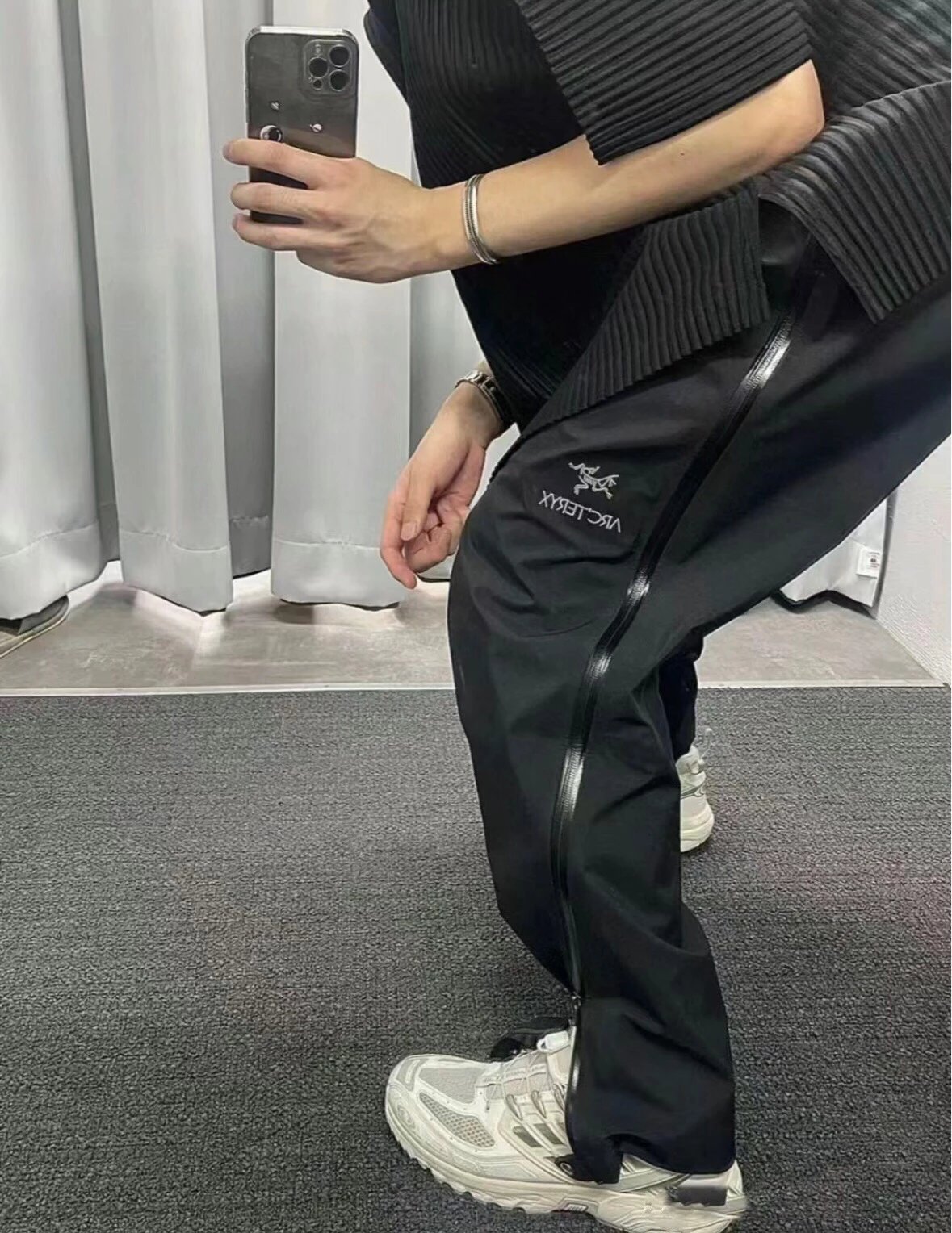 Arc'teryx Pants Fotografie QC de pe WEIDIAN pe Qualit.ly