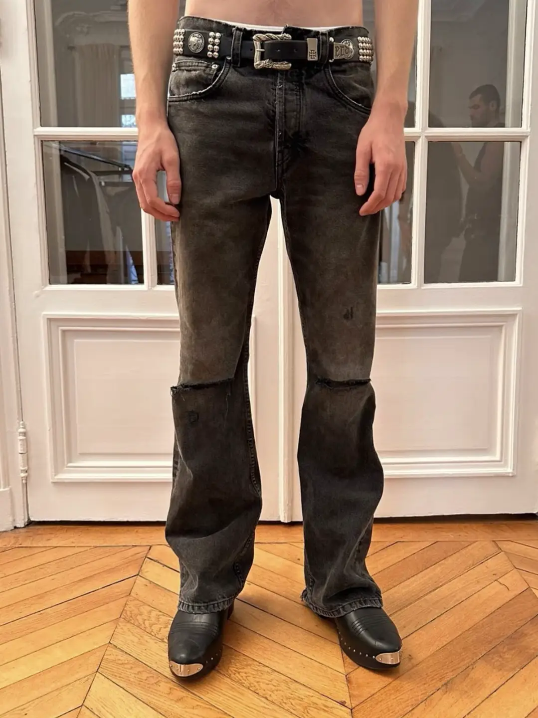 【 Pre 】 ERD25ss New Melancholy Rich Second Generation Knife Cut Hole Hand Painted Old Jeans Pants