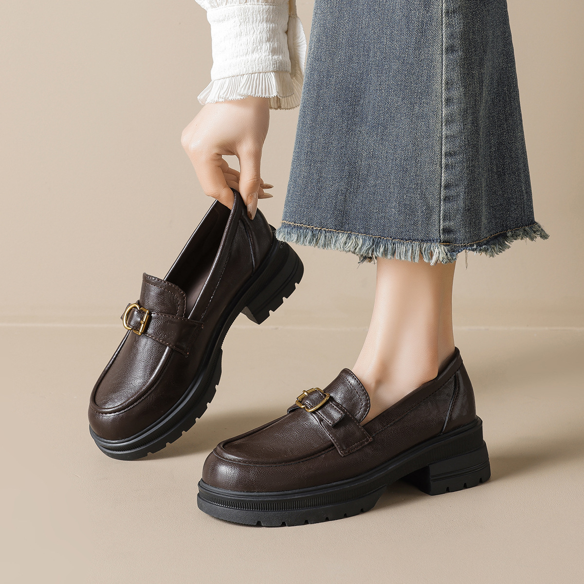 Weiwei Girl 8009-20 Brown Thick-Soled Loafers Height-Increasing Leather Shoes for Women Retro Slip-On Soft-Soled Flats