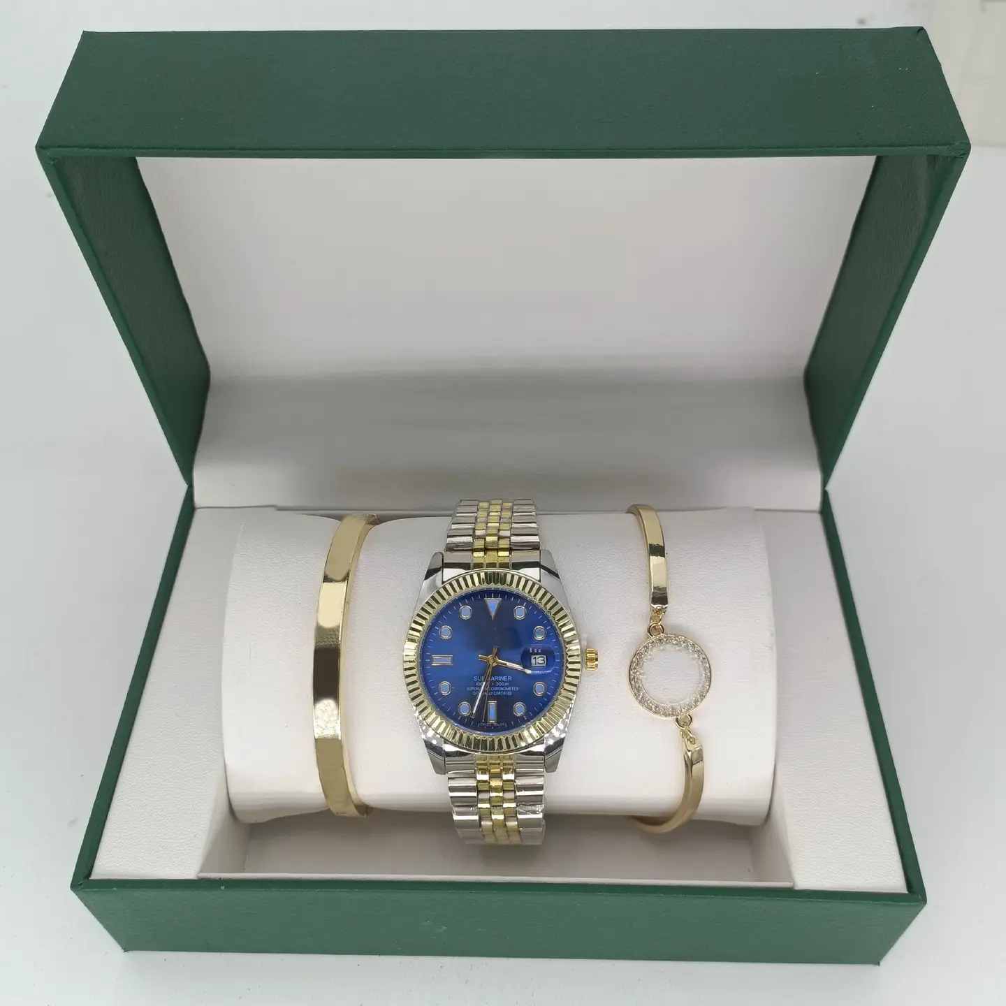 Three-Piece Set of Log Water Ghost Export New Fashion Women's Quartz Watch Business Casual Watch Jewelry Set Combination