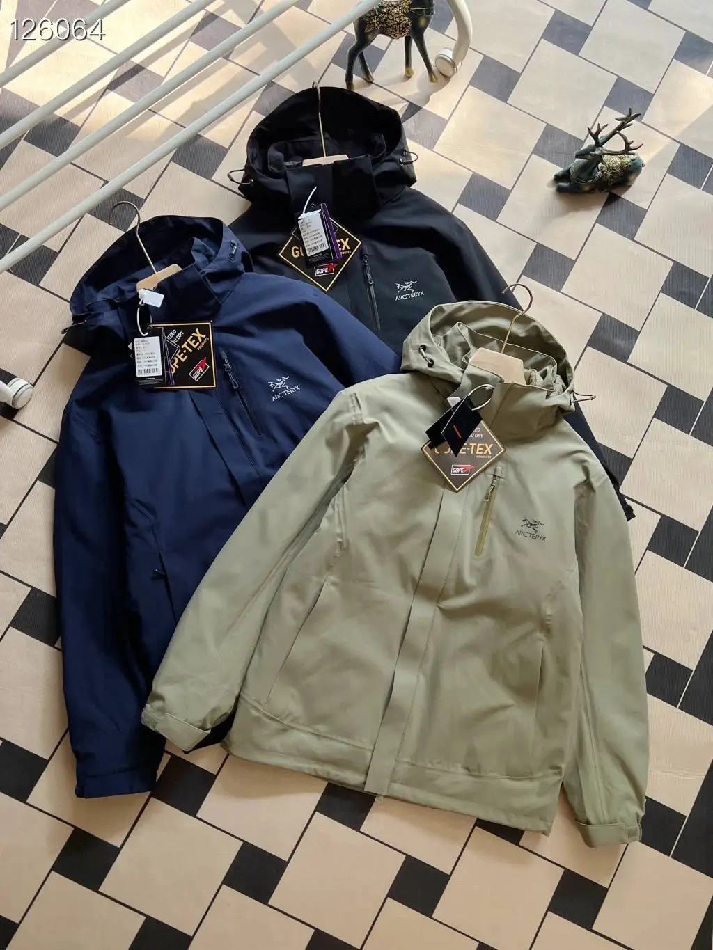 三合一羽绒冲锋衣两件套 L-4XL