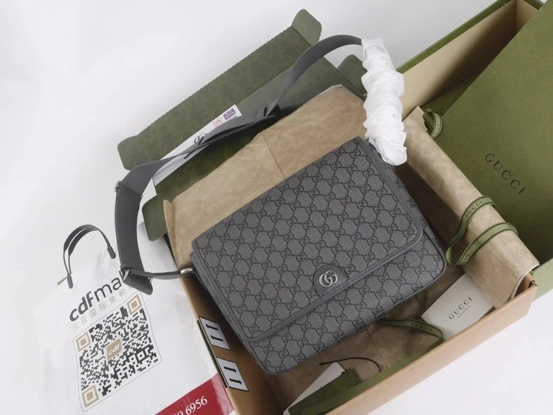 No.72 high quality GG tender man bag messager bag Whatspp：(+86 15159050860)Whatspp：(+86 15159050860)
