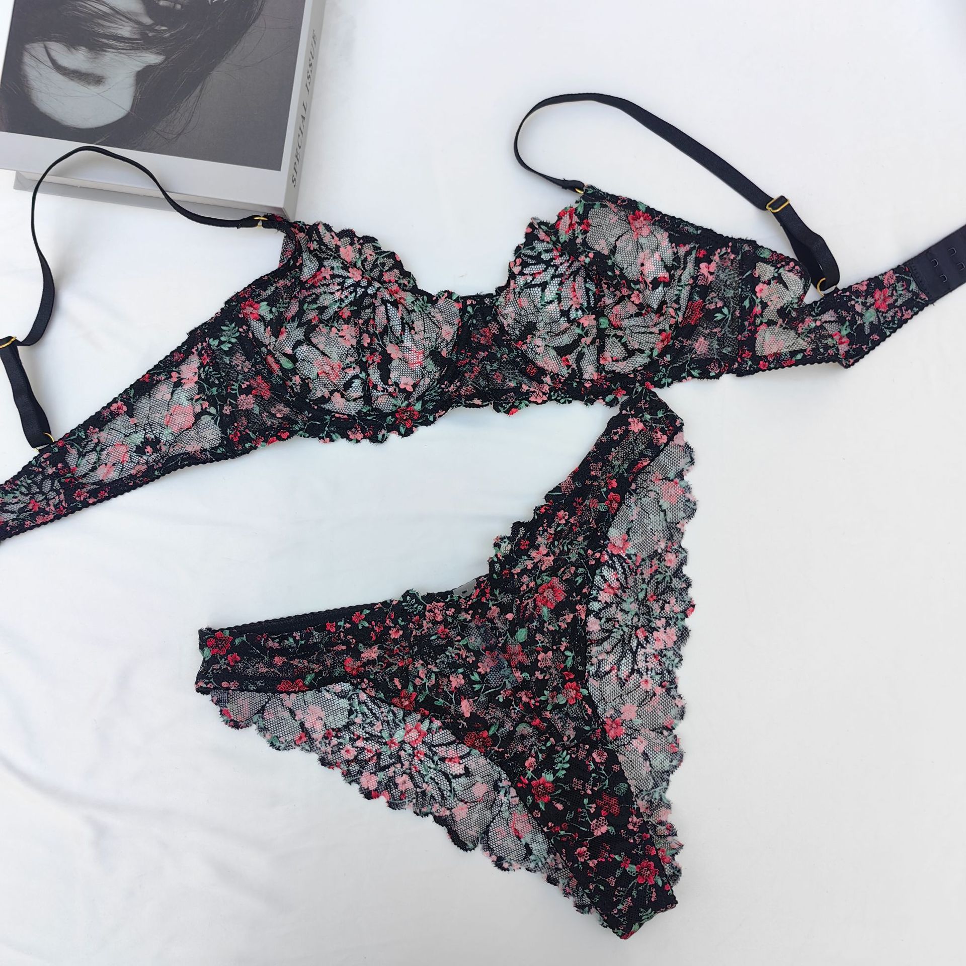 Sexy Super Bra suit Big Chest Small Push-up French Lace Underwear Leopard Print Bra