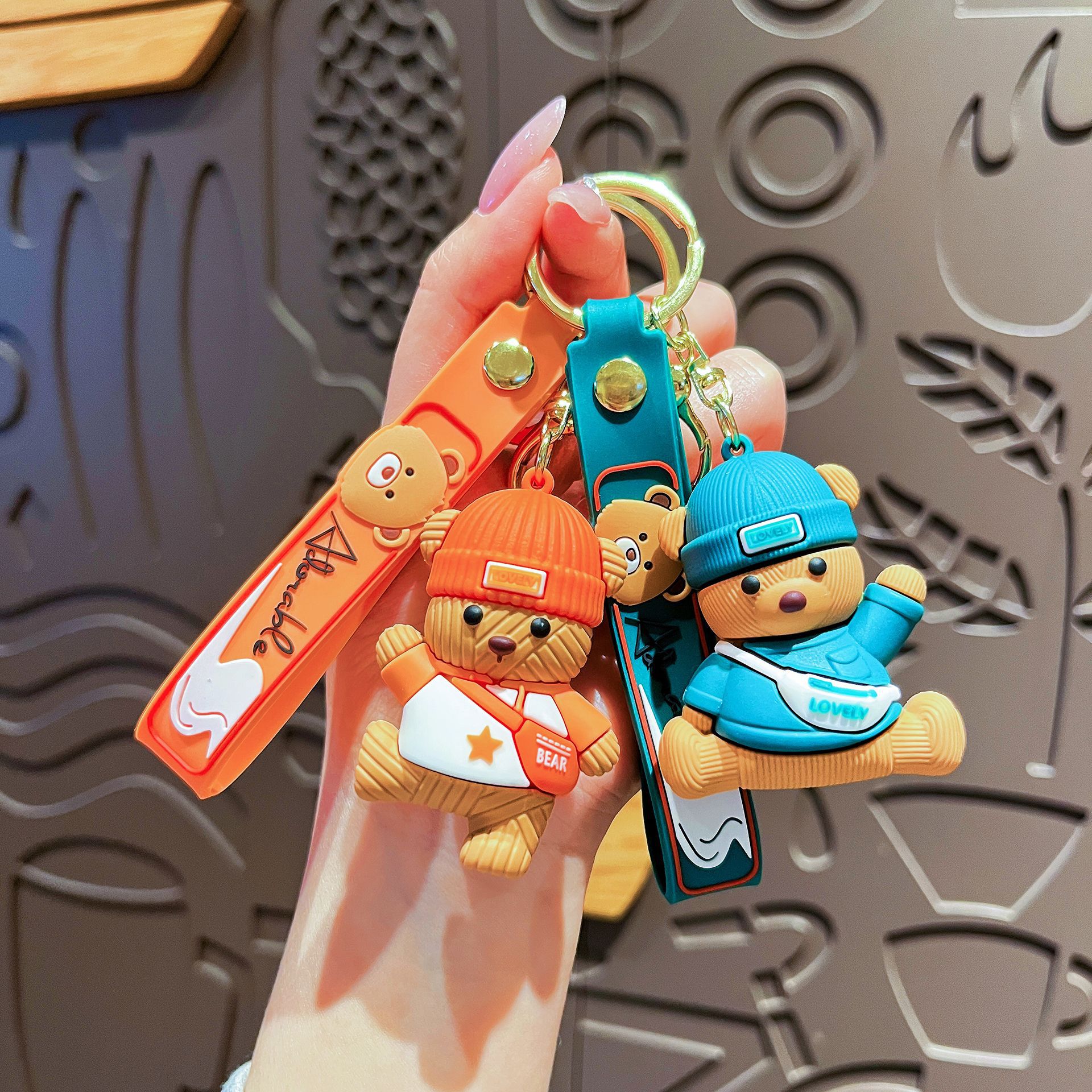 New Fashionable Woolen Bear Keychain, Cute Cartoon Trendy Bear Doll, Couple Bag Pendant, Small Gift