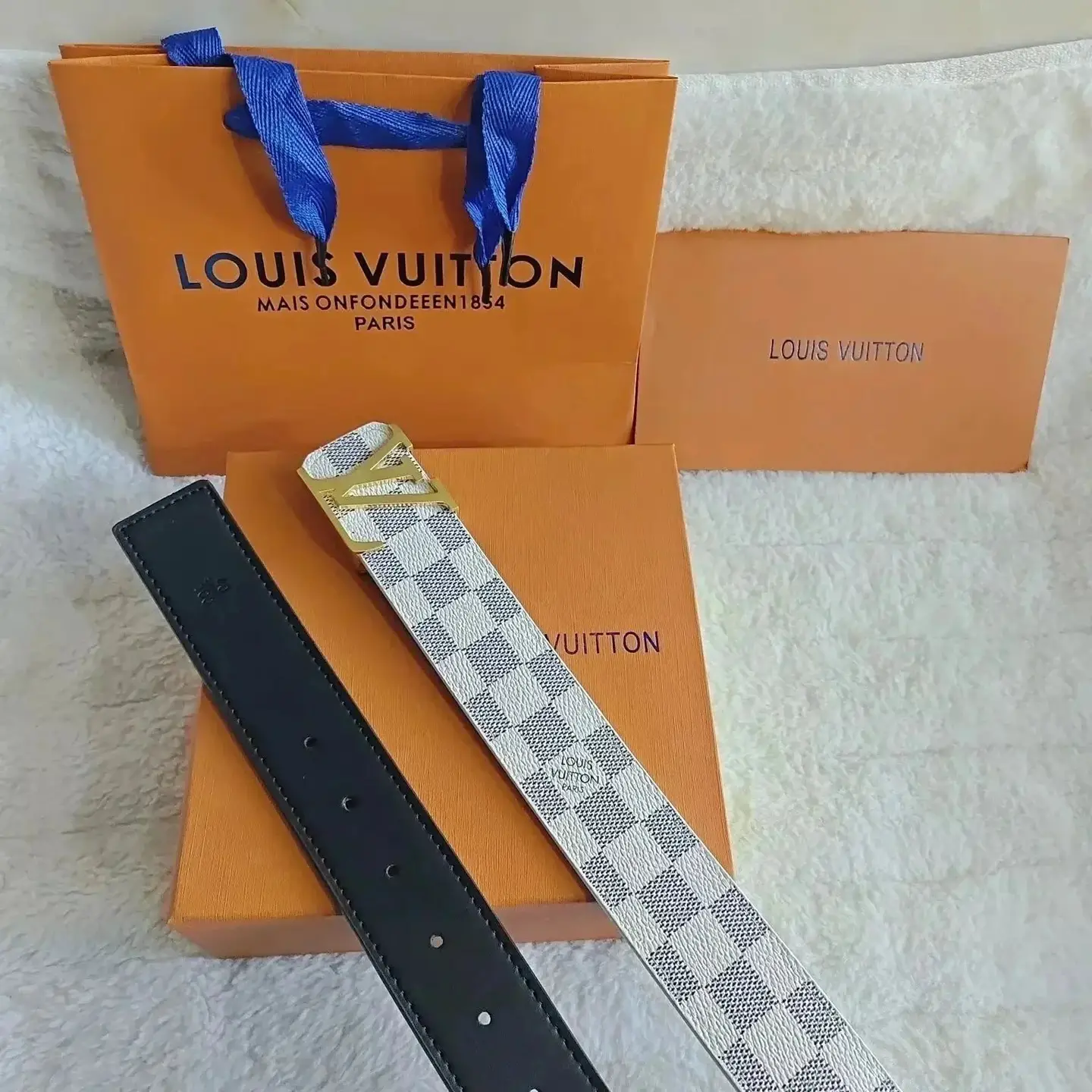 l.v 腰带皮带
