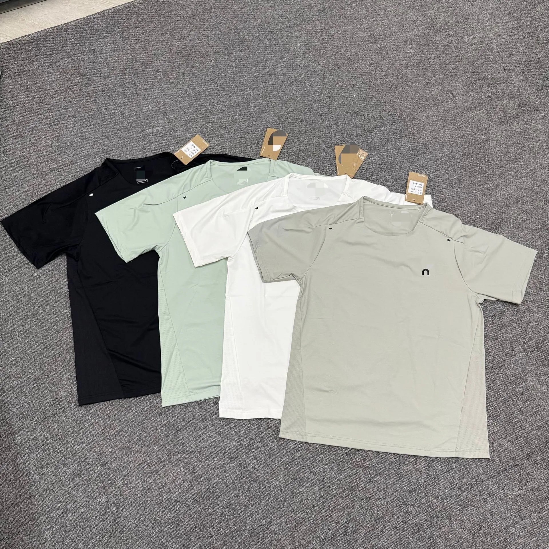 Under Armour T-Shirt