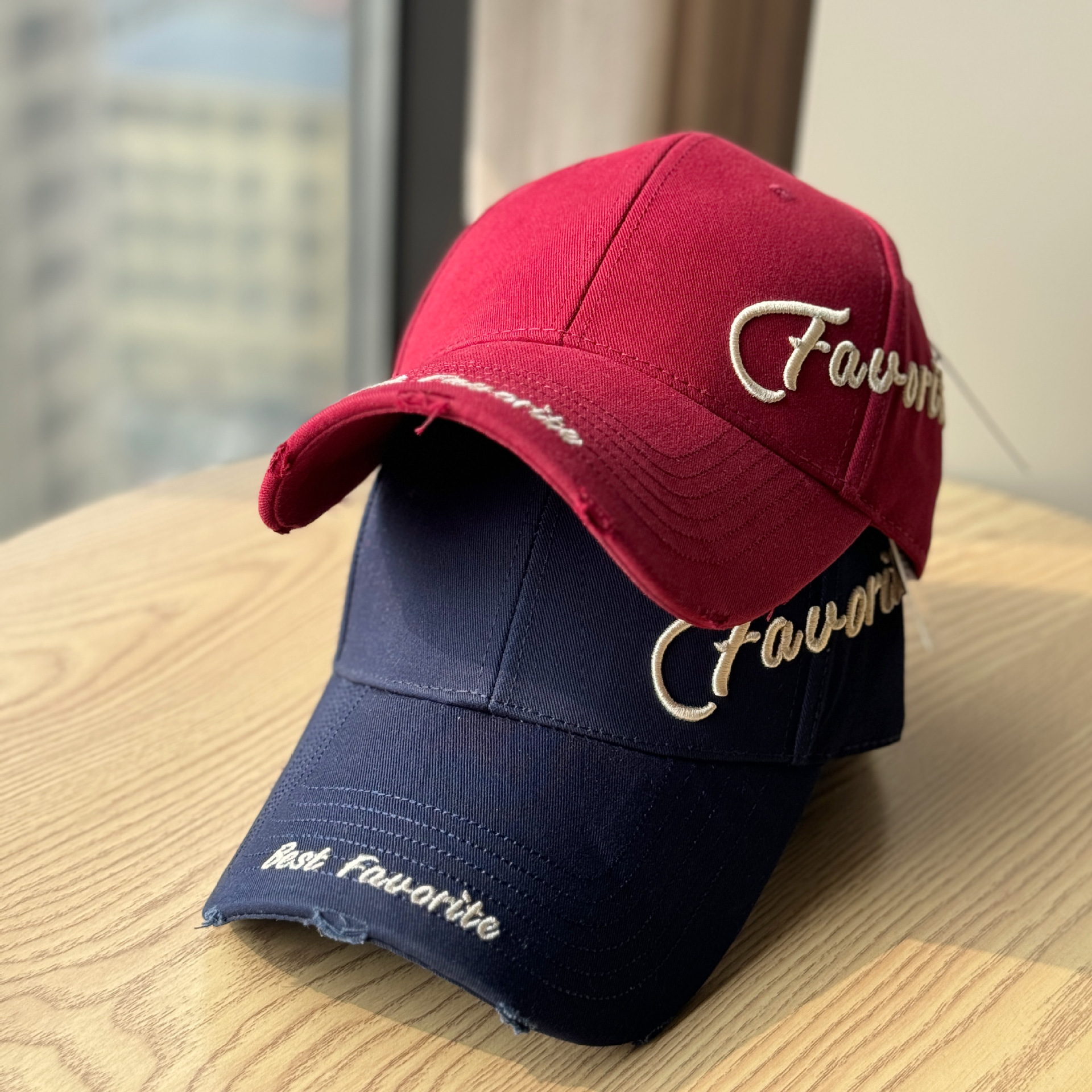 American-Style New Four-Season Embroidered Letter Baseball Cap for Men and Women, Oversized and Deep-Cut, Structured and Stylish, Face-Slimming Duckbill Cap