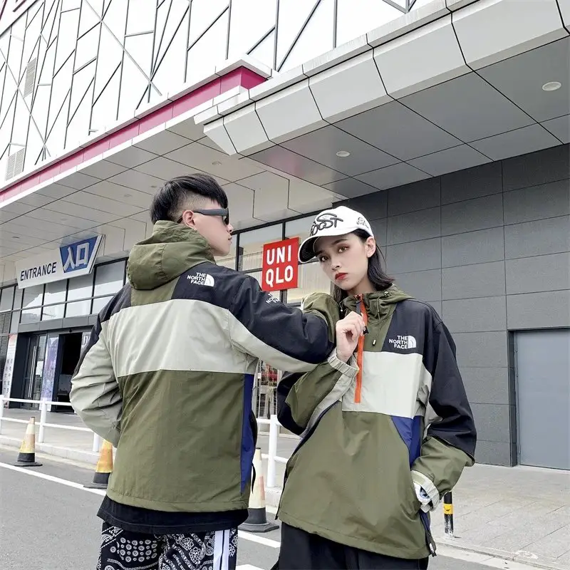 北面TNF男女外套2026春季新款情侣专柜同款运动风衣连帽夹克外套冲锋衣版3698 S-3XL刺绣标