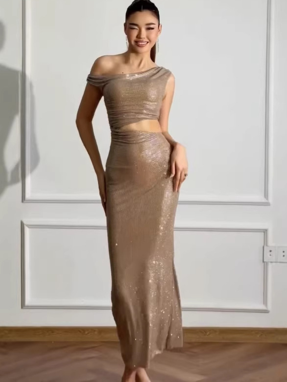 2026 New Cross-Border European and American Style Long Sleeveless Elegant Waist-Cinching Dress for Foreign Trade