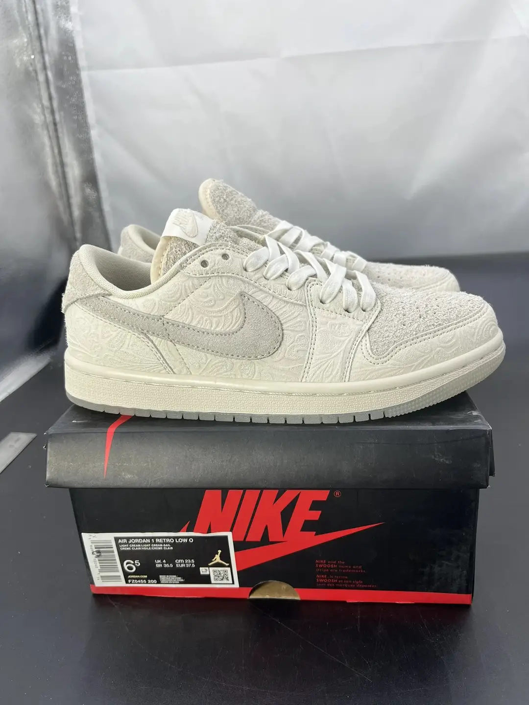 Jordan 1 Low x Paul