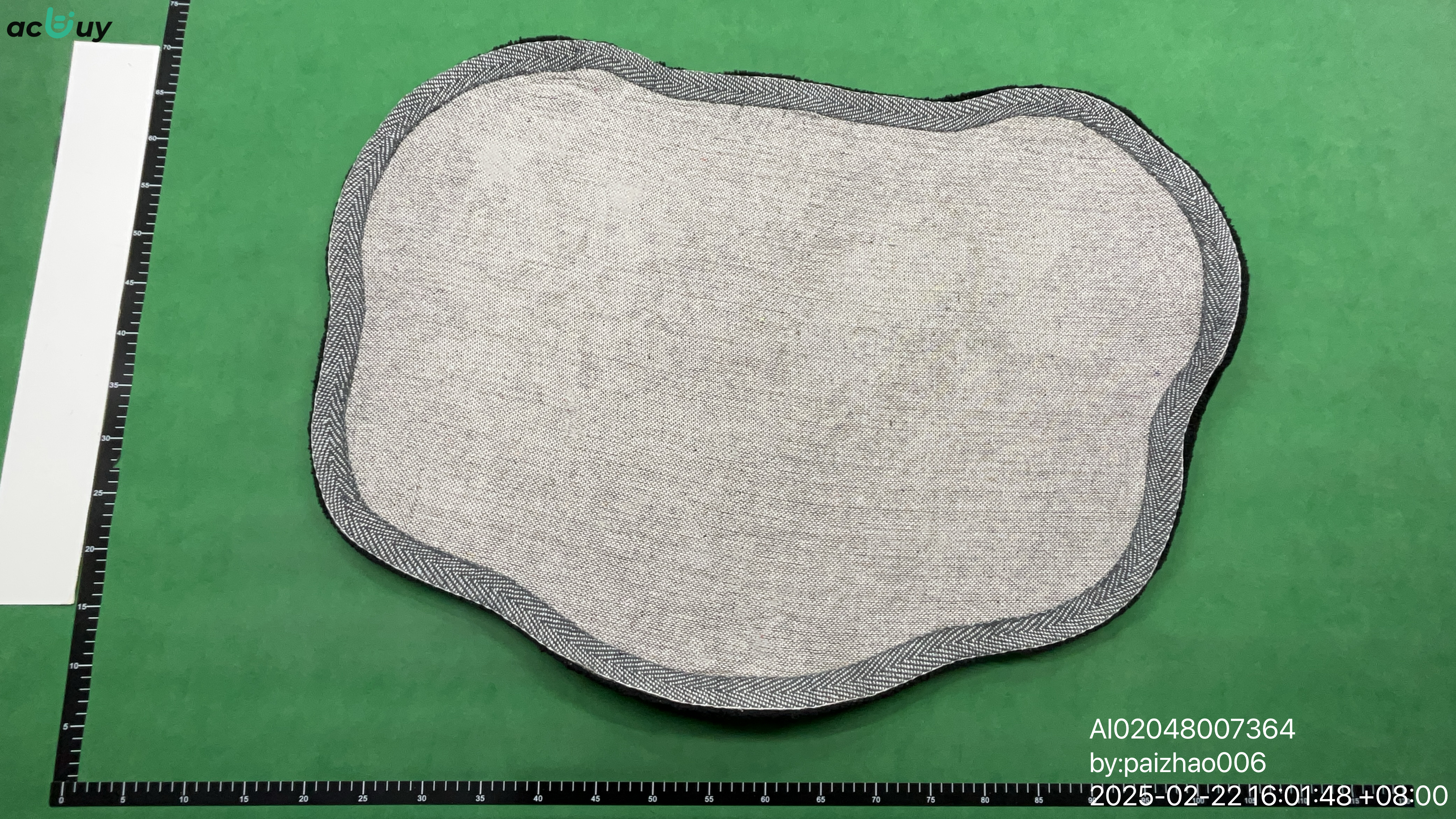 Fashion Trendy Kaws Home Decoration Carpet Handmade Acrylic Tufting thickened No-Wash Entrance Bedside In Stock QC