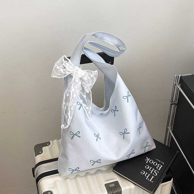 Spring Fresh Style Bow Print Canvas Bag 2026 New Model for Class and Commuting, Large Capacity Tote Bag